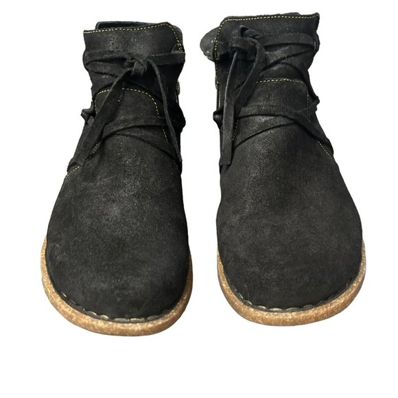 Born Women's TARKILN Suede Leather Bootie Black Distressed Size 8.5 Euro 40 - Picture 3 of 11